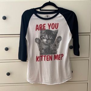 M Raglan black and white color blocked 3/4 length t-shirt with kitten design